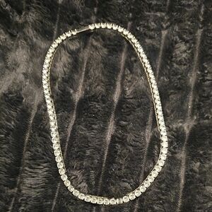 Elegant Silver Necklace
